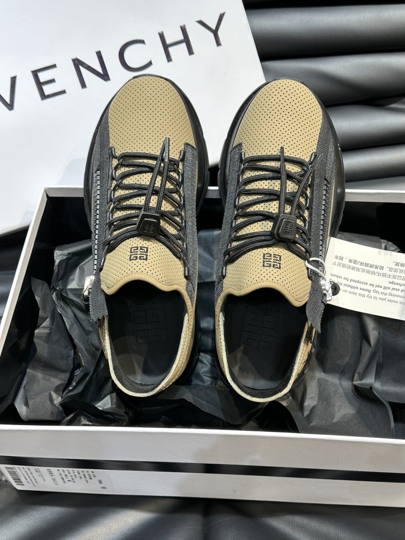 Givenchy Sneakers